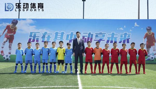 �ֶ��������������ǿǿ���ϣ���ͬ���������۷�