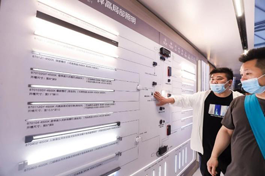 ȫ���׷�����Խ����!�������ʵ�����������Ϻ�����չ