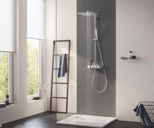 �¹�������ԡ,һ������ԡ�������µ�Ʒ��